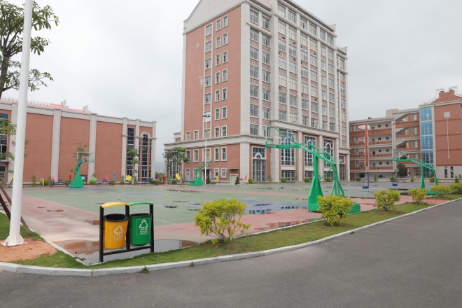 德育园地